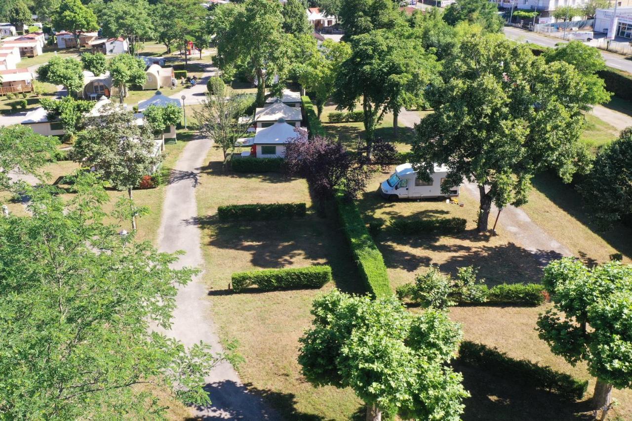 Camping Du Lac Фоа Екстериор снимка